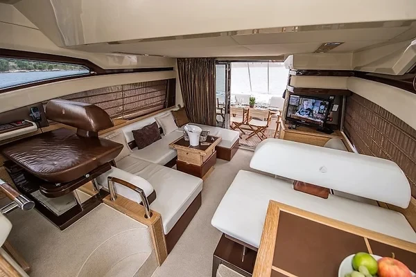 Azimut 47 Fly - Boatscribe.com