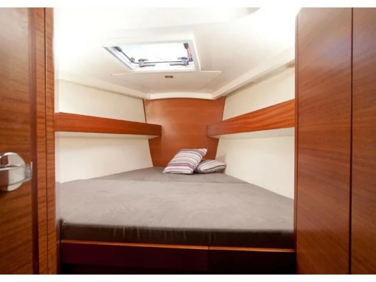 Salona 41 - Boatscribe.com
