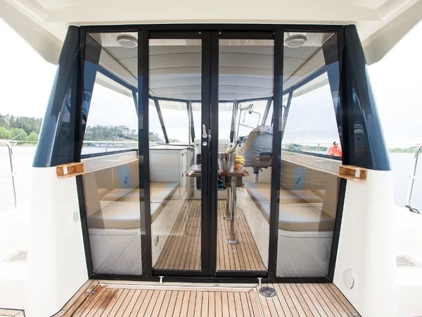 Nautika 1300  - Boatscribe.com