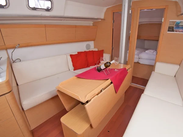 First 35 - Boatscribe.com