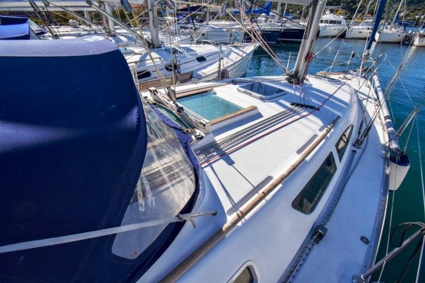 Sun Odyssey 37 - Boatscribe.com
