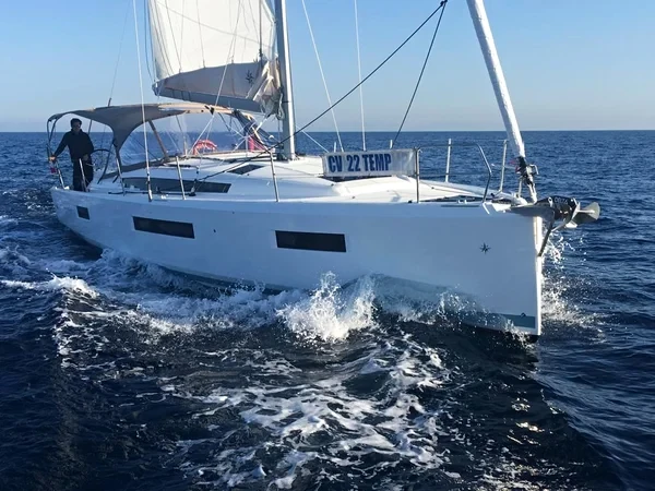 Sun Odyssey 440 - Boatscribe.com
