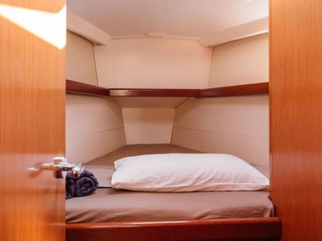 Oceanis 43 - Boatscribe.com
