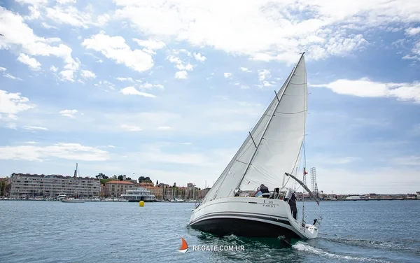 First 35 - Boatscribe.com