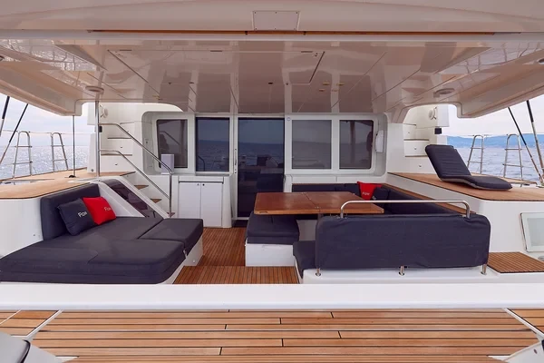 Lagoon 52 - Boatscribe.com