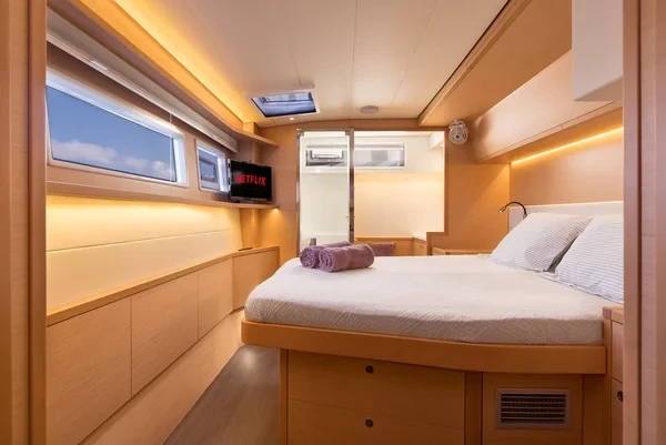 Lagoon 52 - Boatscribe.com