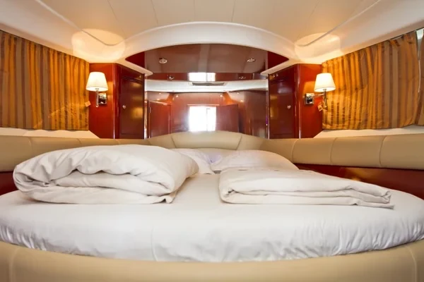 Prestige 46 Fly - Boatscribe.com