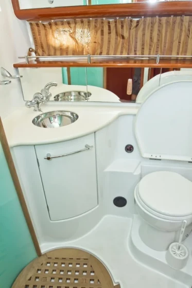 Prestige 46 Fly - Boatscribe.com