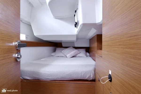 Sun Odyssey 479 - Boatscribe.com
