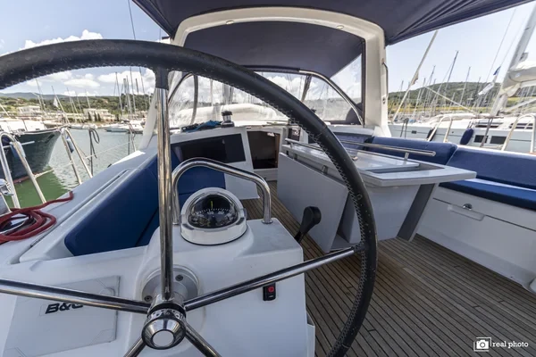 Oceanis 48 - Boatscribe.com