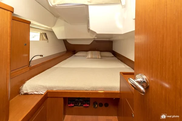 Oceanis 48 - Boatscribe.com