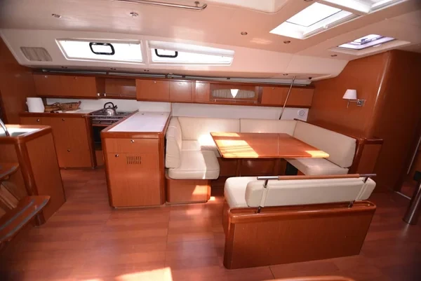 Oceanis 54 - Boatscribe.com