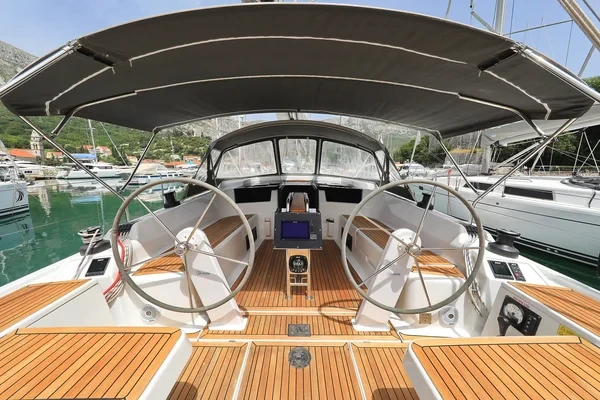 Hanse 418 - Boatscribe.com