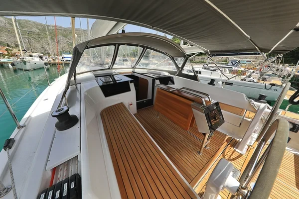 Hanse 418 - Boatscribe.com