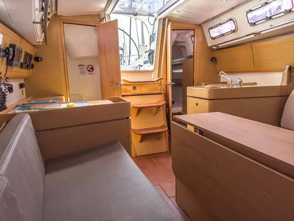 First 35 - Boatscribe.com