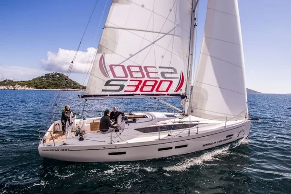 Salona 380 - Boatscribe.com