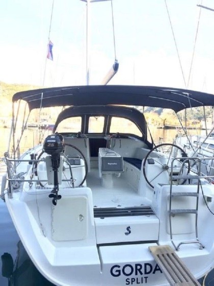 Cyclades 43.4 - Boatscribe.com