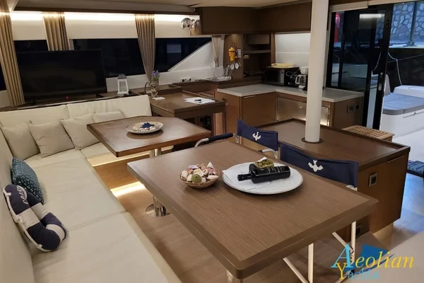 Lagoon 50 - Boatscribe.com
