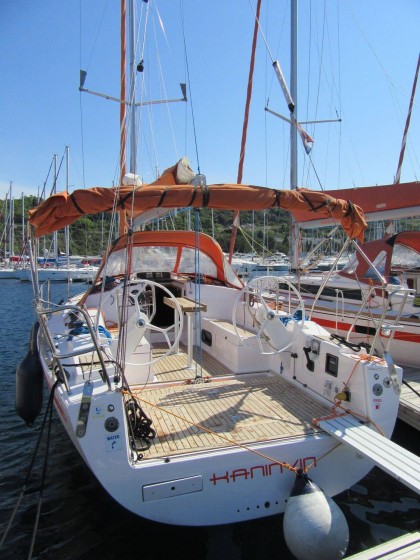 Salona 38 - Boatscribe.com