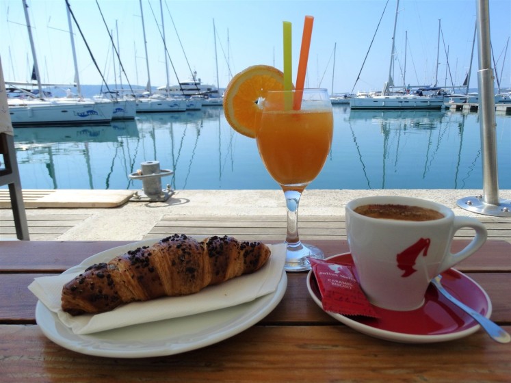 Salona 38 - Boatscribe.com