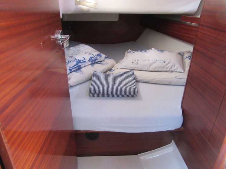 Salona 38 - Boatscribe.com