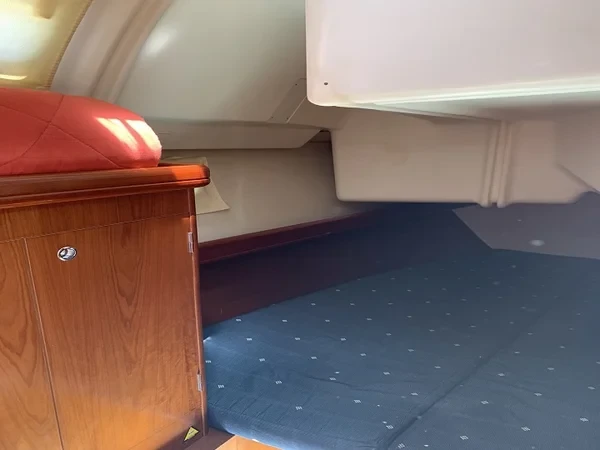 Oceanis 343 - Boatscribe.com