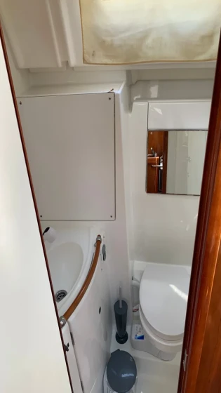 Oceanis 343 - Boatscribe.com
