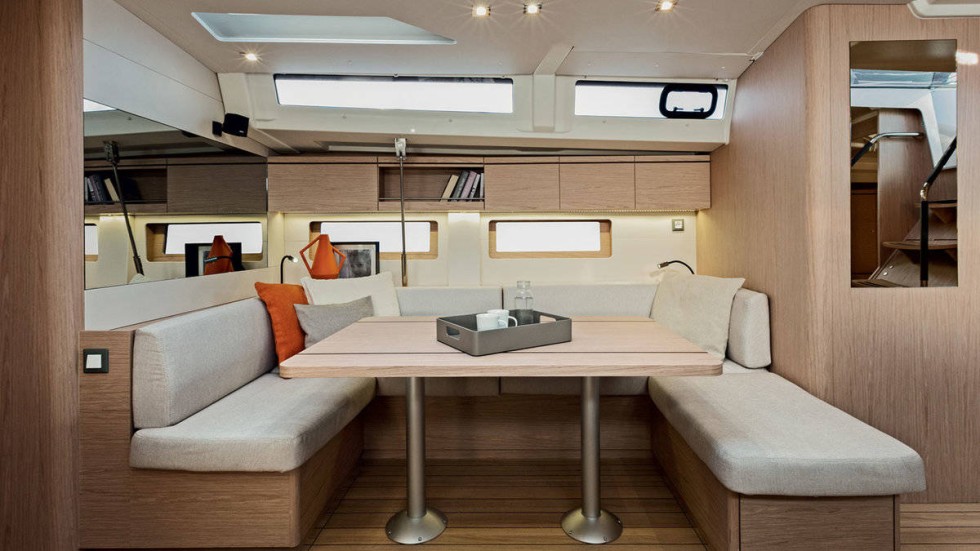 Oceanis 51.1 - Boatscribe.com