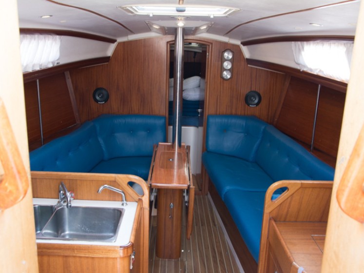 Elan 333 - Boatscribe.com
