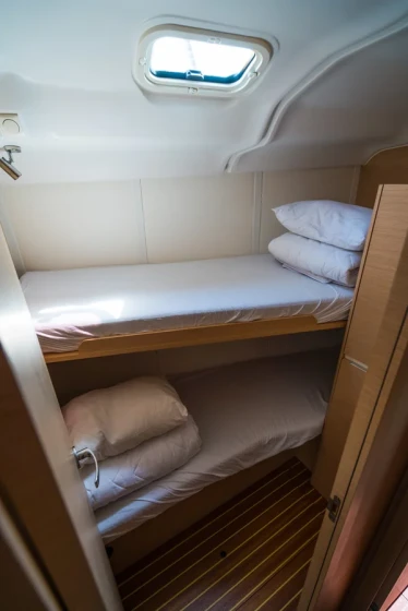 Elan 45 Impression - Boatscribe.com