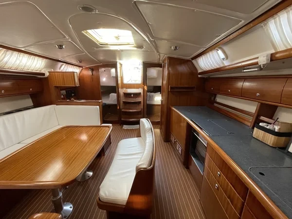 Bavaria 44 - Boatscribe.com
