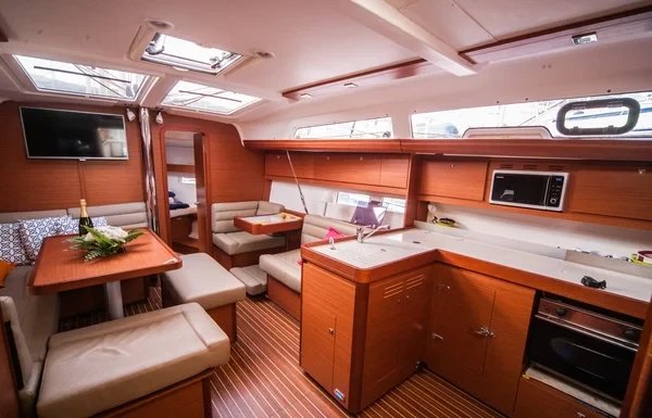 Dufour 412 GL - Boatscribe.com