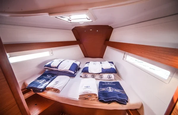Dufour 412 GL - Boatscribe.com