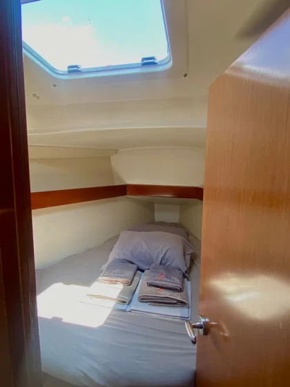 Oceanis 34 - Boatscribe.com