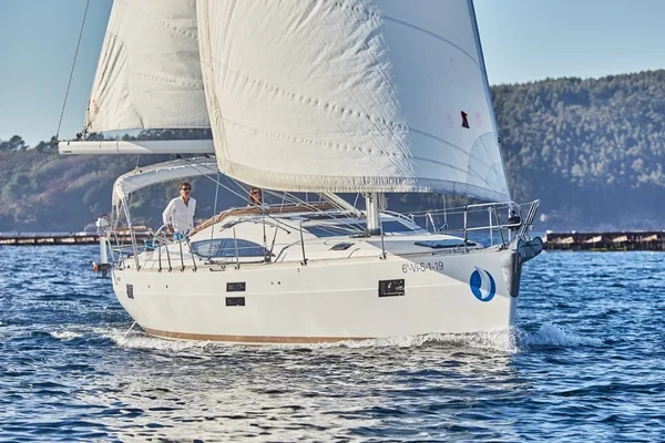 Elan 45 Impression - Boatscribe.com