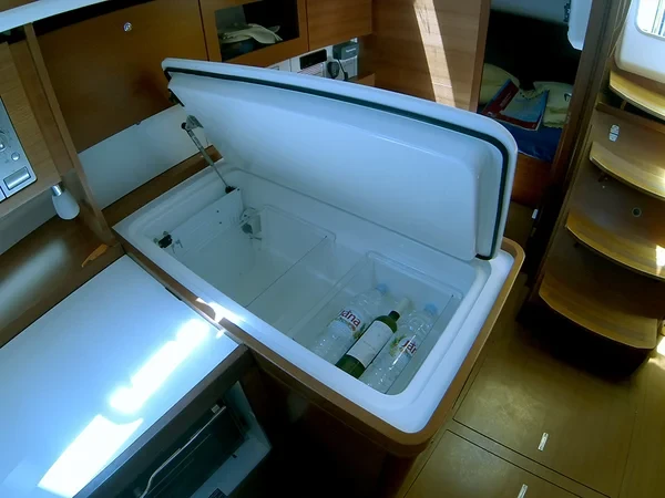 Dufour 375 GL - Boatscribe.com