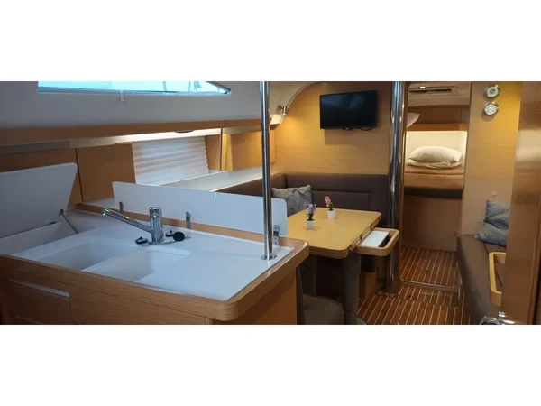Elan 40 Impression - Boatscribe.com