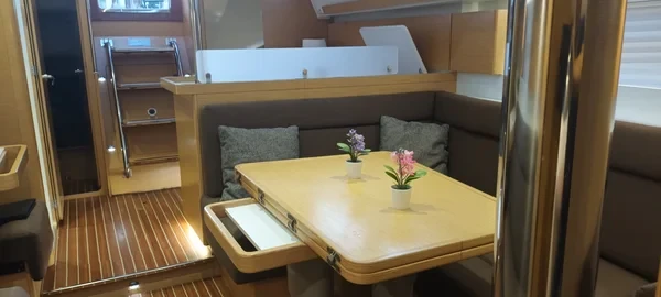 Elan 40 Impression - Boatscribe.com