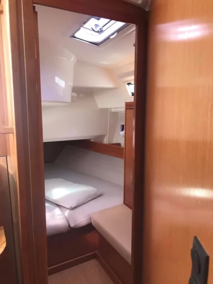 Bavaria 40 Cruiser - Boatscribe.com