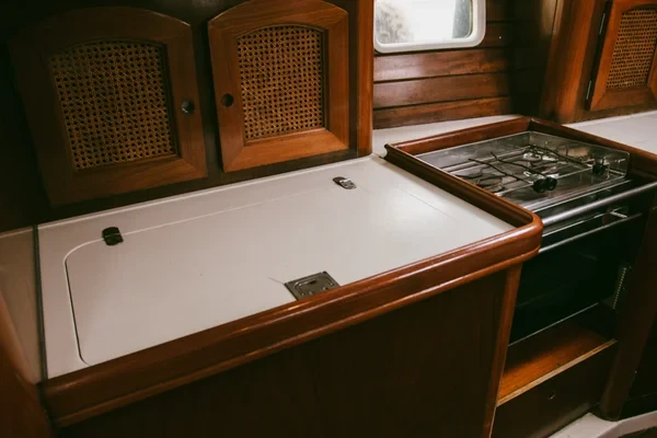 Oceanis 38.1 - Boatscribe.com