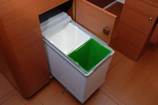 Dufour 335 GL - Boatscribe.com