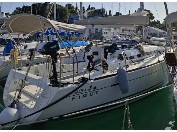 First 35 - Boatscribe.com