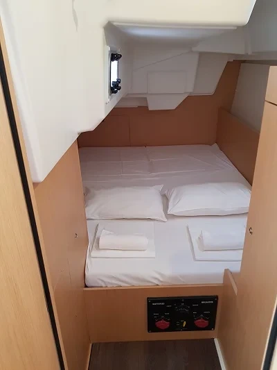 Oceanis 35.1 - Boatscribe.com