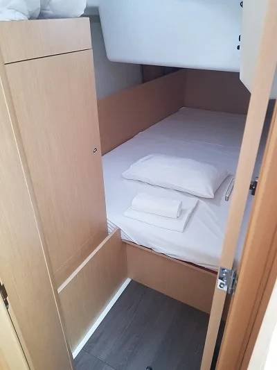 Oceanis 35.1 - Boatscribe.com