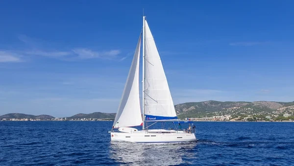 Sun Odyssey 419 - Boatscribe.com