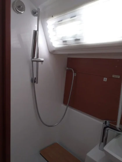 Dufour 430 Grand Large - Boatscribe.com