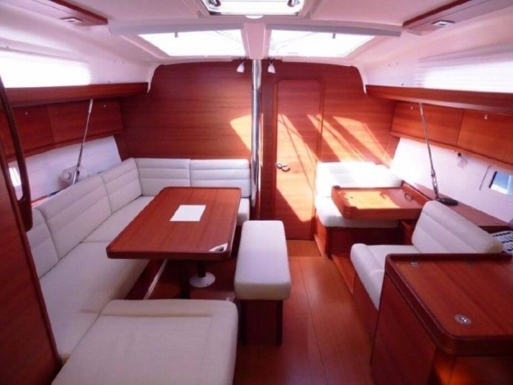 Dufour 41 - Boatscribe.com