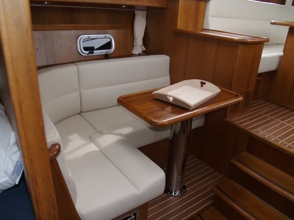 De Drait Renal 36 - Boatscribe.com