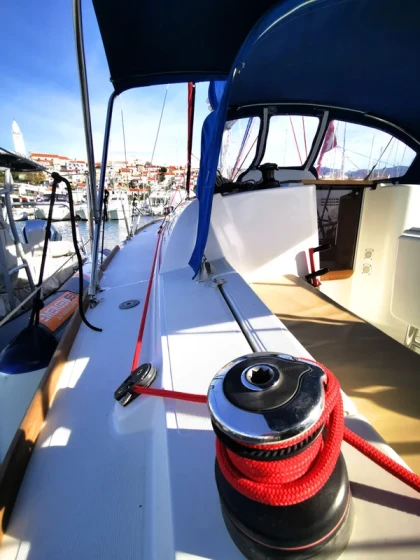 Sun Odyssey 33i - Boatscribe.com
