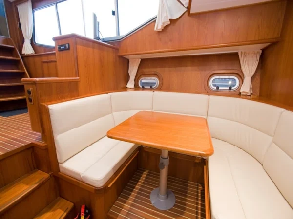 De Drait Advantage 42 - Boatscribe.com